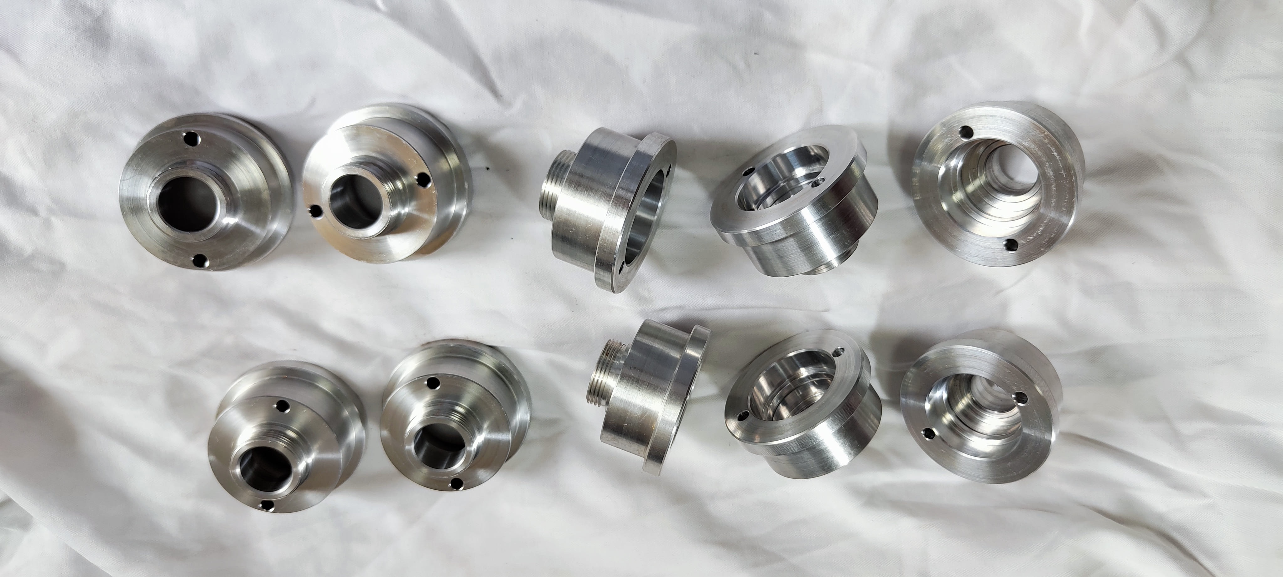Made-to-drawing CNC turned gland-style and sleeve components for hydraulic assemblies